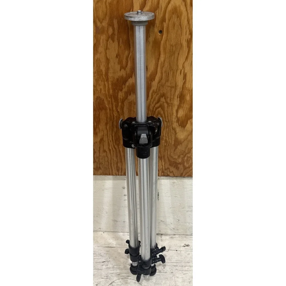 Manfrotto 3001 Tripod | Made In Italy | Bogen